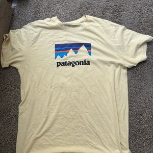 Men’s Patagonia Shirt; XXL, but runs small fitting like XL